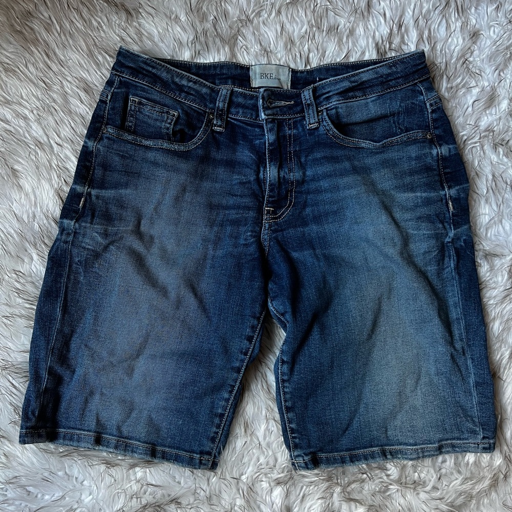 BKE Jean Shorts Size 28